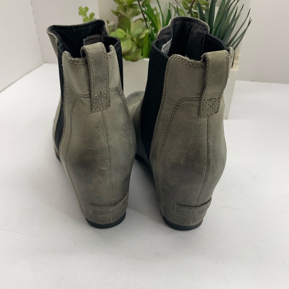 Sorel Women's Gray Wedge Boots - Picture 2 of 6